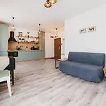 Modern Near Old Town براشوف