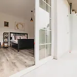 شقة Modern Near Old Town