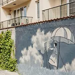 Modern Studio Near Old Town Apartment *