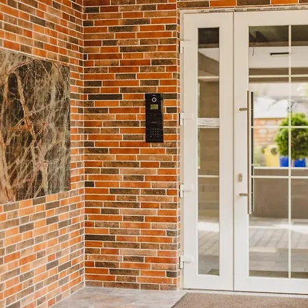 Schiller Studio 64 - Free Private Parking * Brasov