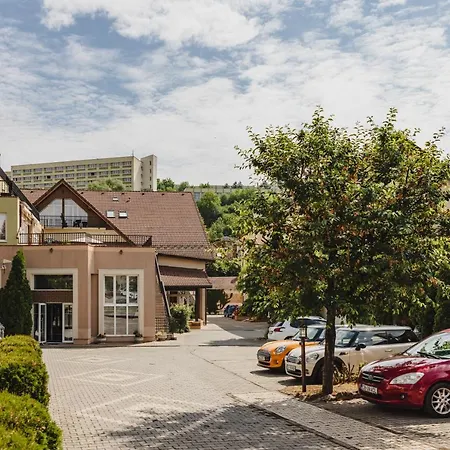 Modern Apartments Near Old Town * Braşov