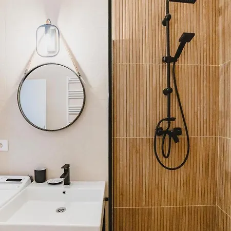 Schiller 64 - Free Private Parking דירה בראשוב