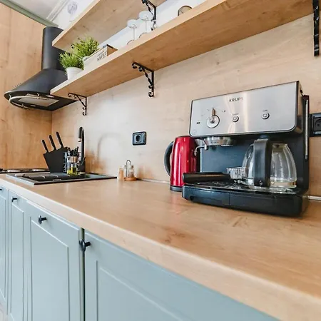 Schiller Studio 64 - Free Private Parking Apartment