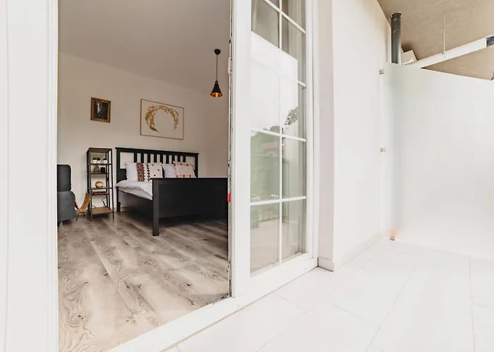 Apartment Schiller Studio 64 - Free Private Parking