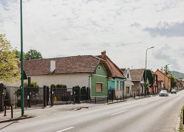 Schiller 64 - Free Private Parking *