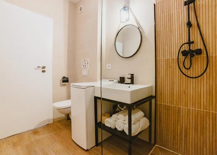 Schiller Studio 64 - Free Private Parking Apartment